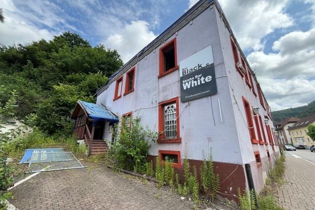 Abbruchantrag zeigt Wirkung: Plne fr die Brandruine der frheren Diskothek Ton-Ton in Atzenbach