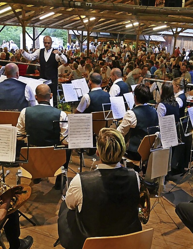 Blasmusik am Waldesrand – das Markenzeichen des Bergfestes | Foto: Ulrich Senf Blasmusik am Waldesrand – das Markenzeichen des Bergfestes | Foto: Ulrich Senf