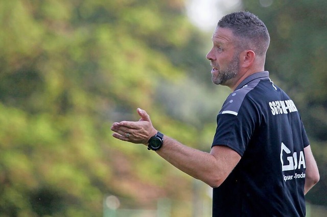 SG-Trainer Urs Keser will im Rückspiel...en einen Vier-Tore-Rückstand aufholen. | Foto: Matthias Konzok SG-Trainer Urs Keser will im Rückspiel...en einen Vier-Tore-Rückstand aufholen. | Foto: Matthias Konzok