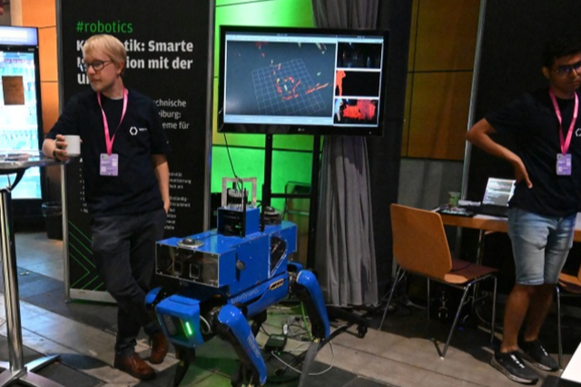Freiburgs Kpsele Festival begeistert mit Roboterhunden und Hightech