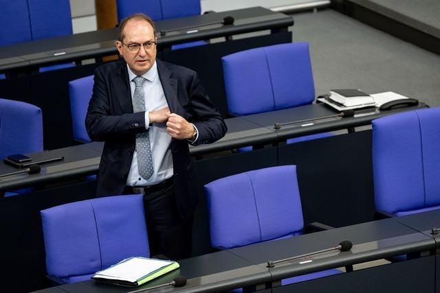 Bundestag läutet Kurswechsel ein: Familiennachzug ausgesetzt