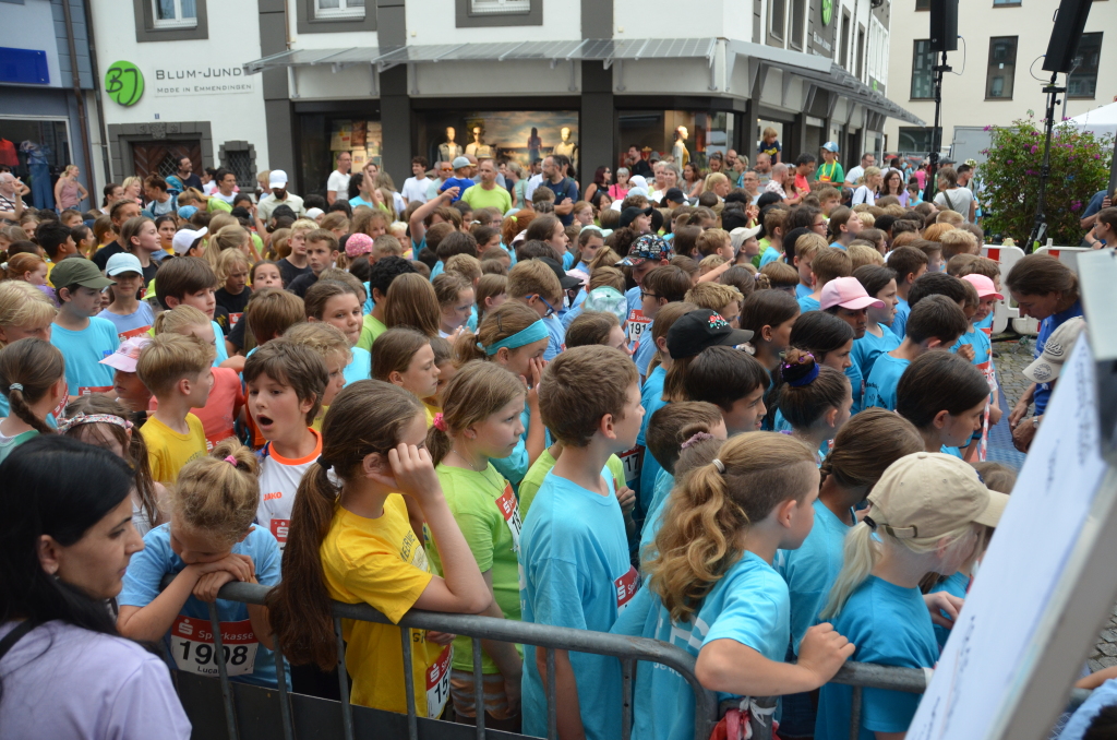 Sie warten auf ihren Start. Sie warten auf ihren Start.