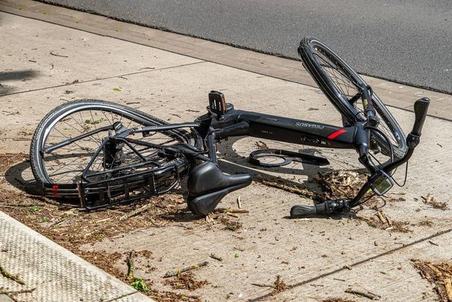 Manipuliertes E-Bike verursacht schweren Unfall auf Radweg zwischen Ringsheim und Rust