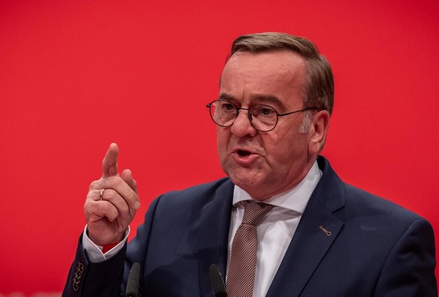 Boris Pistorius (SPD), Verteidigungsmi...und einen neuen Parteivorstand wählen. | Foto: Michael Kappeler (dpa) Boris Pistorius (SPD), Verteidigungsmi...und einen neuen Parteivorstand wählen. | Foto: Michael Kappeler (dpa)