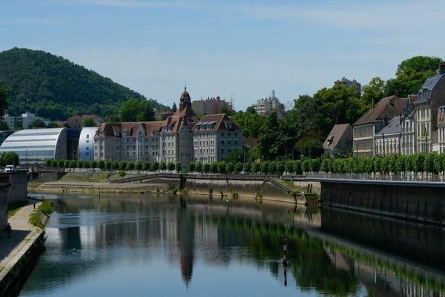 Eine entspannte kleine Reise mit dem Bus nach Besanon, die Hauptstadt der Zeit