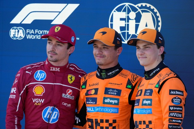 Charles Leclerc (l-r), Lando Norris un...ar Piastri wollen in Spielberg siegen.  | Foto: Darko Bandic/AP/dpa