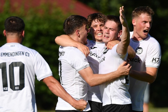 Die Fußballer des FC Emmendingen kehre...ie SG FC Wehr-Brennet (Hinspiel: 4:0). | Foto: Achim Keller Die Fußballer des FC Emmendingen kehre...ie SG FC Wehr-Brennet (Hinspiel: 4:0). | Foto: Achim Keller