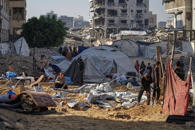 Nach pal&auml;stinensischen Angaben ga...en Dutzende weitere Tote. (Archivbild)  | Foto: Jehad Alshrafi/AP/dpa