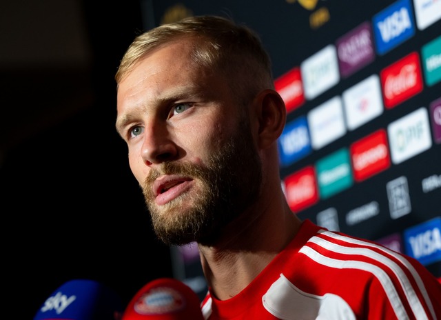 "Ein gro&szlig;artiger Spieler": Bayer...onrad Laimer &uuml;ber Nick Woltemade.  | Foto: Sven Hoppe/dpa