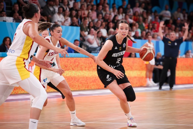 Emily Bessoir kr&ouml;nte eine starke EM mit einem Double Double.  | Foto: Christian Charisius/dpa