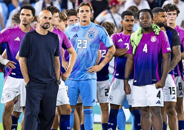 Leere Blicke: Die Enttäuschung über di...en.Foto: IMAGO/Beautiful Sports/Meusel | Foto: www.imago-images.de Leere Blicke: Die Enttäuschung über di...en.Foto: IMAGO/Beautiful Sports/Meusel | Foto: www.imago-images.de