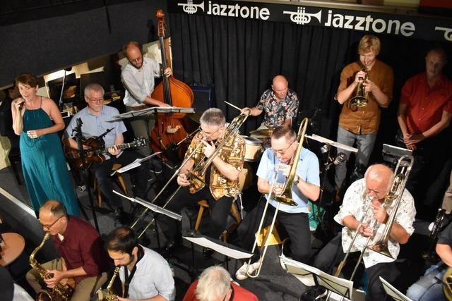 Big Sound Orchestra begeistert beim Konzert im Lrracher Jazztone