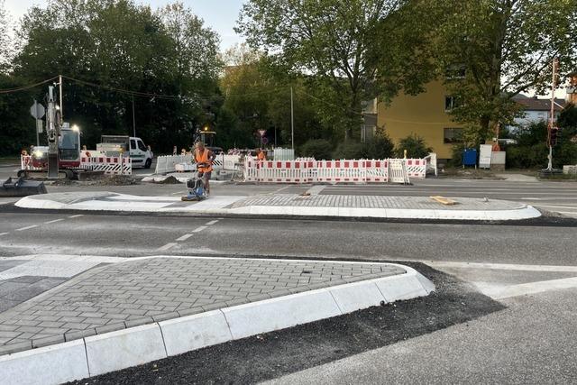 Sperrungen an der B34 in Bad Sckingen verursachen lngere Wartezeiten