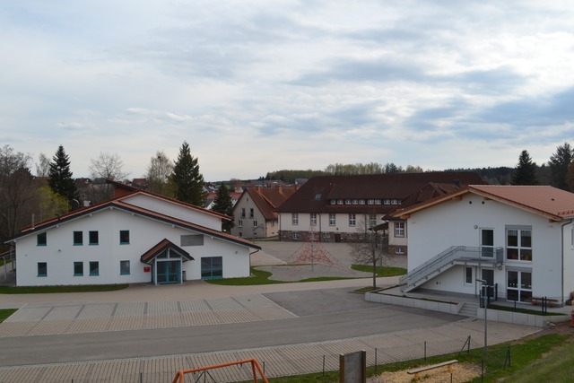 In Rtenbach war die Schule Ziel von Einbrechern  | Foto: Liane Schilling