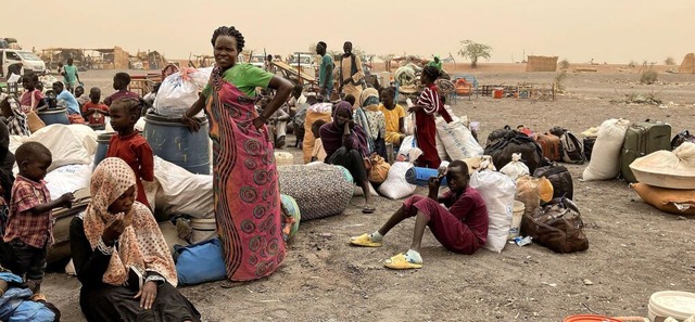 Armut und Konflikte hängen oft zusamme...in den Südsudan. Foto: E. Krafczyk/dpa | Foto: dpa Armut und Konflikte hängen oft zusamme...in den Südsudan. Foto: E. Krafczyk/dpa | Foto: dpa
