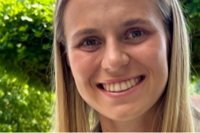 Mnstertler Fuball-EM-Star Klara Bhl ist jetzt auch Kinderbuchautorin
