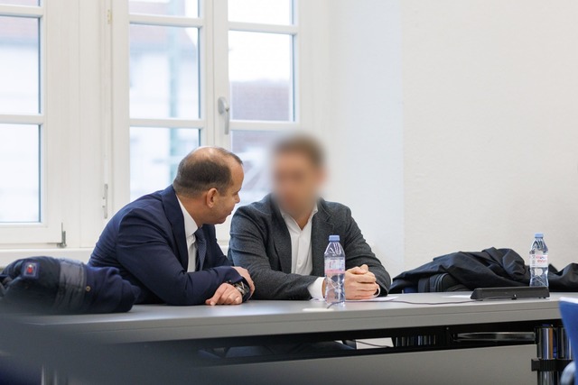 Der Mann wurde wegen fahrlässiger...ig;enverkehrs verurteilt. (Archivbild) | Foto: Philipp von Ditfurth/dpa Der Mann wurde wegen fahrlässiger...ig;enverkehrs verurteilt. (Archivbild) | Foto: Philipp von Ditfurth/dpa