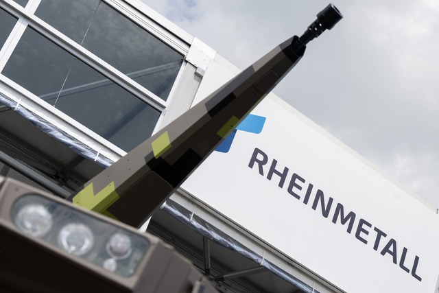 Das Flugabwehr-Gesch&uuml;tz Skyranger...m Jahr 2024. Die Waffenschmiede boomt.  | Foto: Sebastian Gollnow/dpa