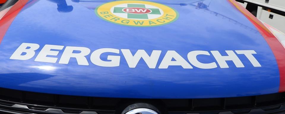 Bergwacht rettet Wanderer nach Kollaps im Wald bei Freiburg
