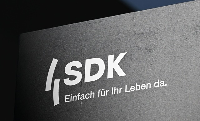 Die SDK verdient ihr Geld vor allem mit Krankenversicherungen. (Archivbild)  | Foto: Bernd Wei&szlig;brod/dpa