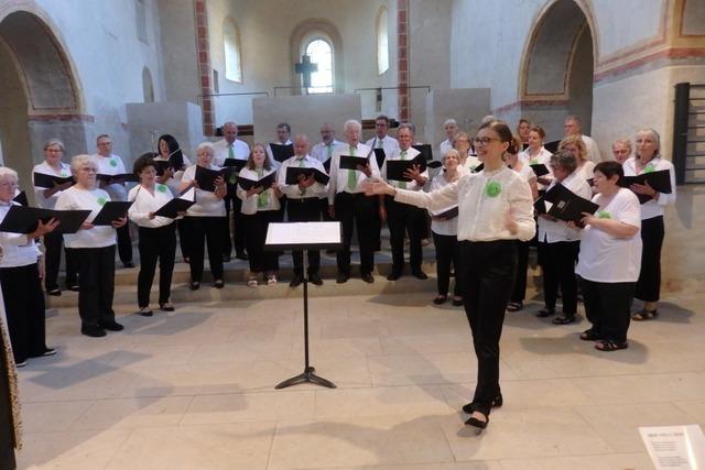 Gesangverein Sulzburg begeistert in der Klosterkirche St. Cyriak