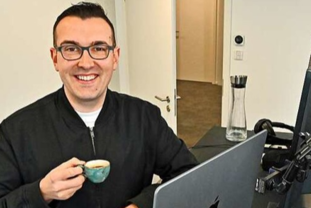 Podcast: TikToker und Influencer Steuerfabi spricht darber, wie seine Karriere begann