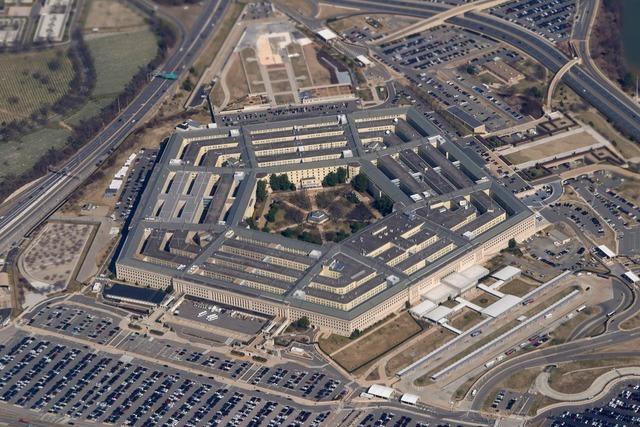 Berichte: USA stoppen Lieferung einiger Waffen an Ukraine