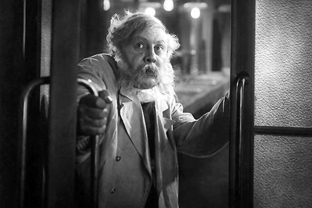 Der ideale Klang: Gnter A. Buchwald dirigiert die neue Stummfilmmusik zu "Der letzte Mann"