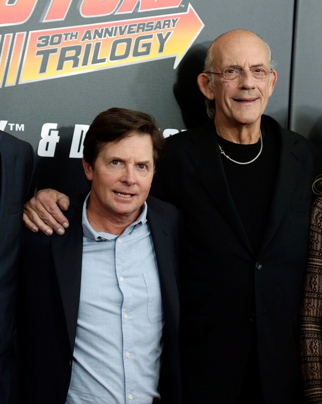 Michael J. Fox und Christopher Lloyd -..." zu Hollywood-Weltstars. (Archivbild)  | Foto: Jason Szenes/EPA/dpa
