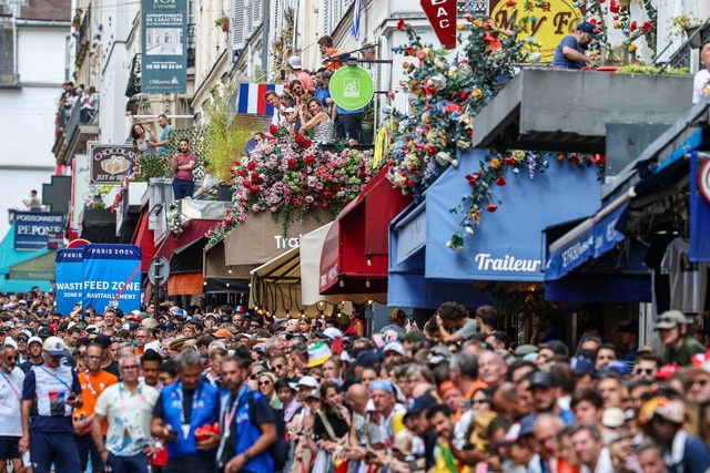 Bei Olympia herrschte beim Radrennen in Montmartre Ausnahmezustand.  | Foto: Jan Woitas/dpa