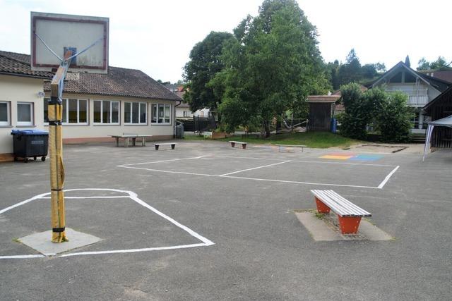 An der Grundschule Hasel wird ein weiteres Klassenzimmer ausgestattet
