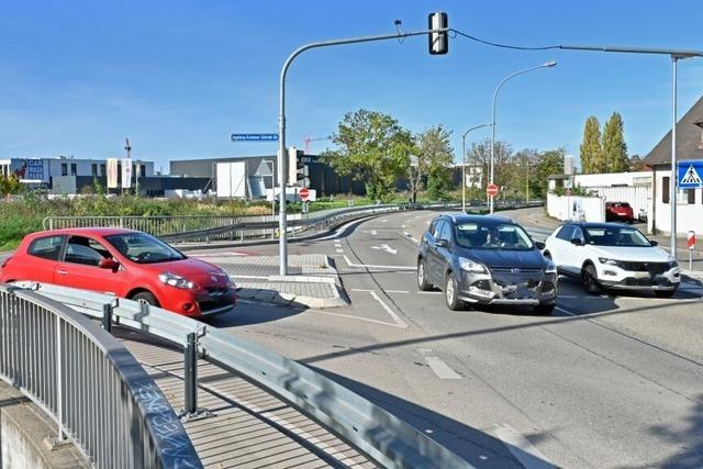 Sonderprfung der Brcke Isfahanallee/B3 in Freiburg fhrt zu Einschrnkungen