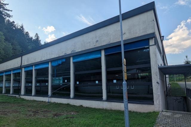 "Neue" Buchenbrandhalle in Schnau gewinnt Kontur