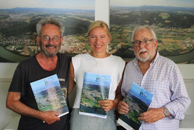 Die Doppelgemeinde Grenzach-Wyhlen schenkt sich zum 50. Geburtstag eine Festschrift