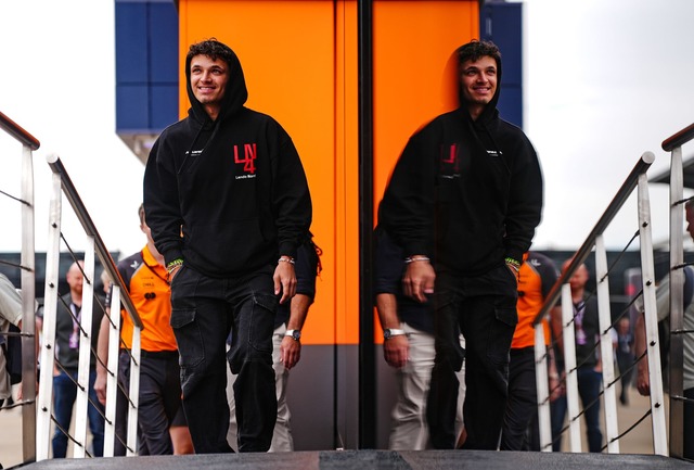 Schnellster des Trainingstags in Silverstone: McLaren-Fahrer Lando Norris.  | Foto: David Davies/PA Wire/dpa