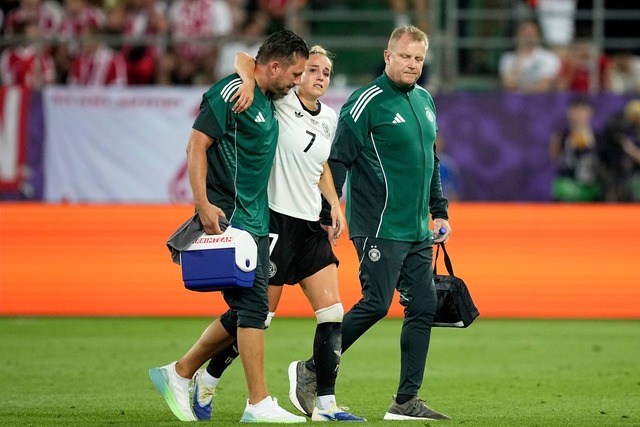 Bitterer Moment f&uuml;r Giulia Gwinn und das deutsche EM-Team  | Foto: Martin Meissner/AP/dpa
