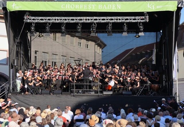 Zu einem musikalische Erlebnis machten...chen Chrofests seine Premiere feierte. | Foto: Juliana Eiland-Jung Zu einem musikalische Erlebnis machten...chen Chrofests seine Premiere feierte. | Foto: Juliana Eiland-Jung