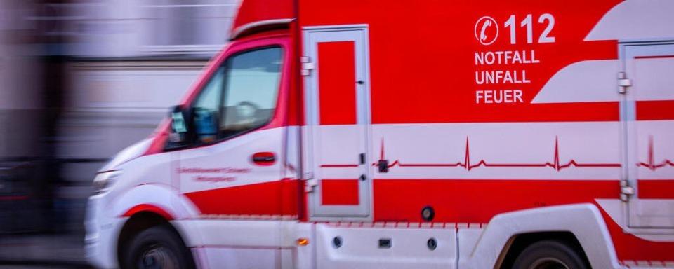 Mann überfällt Radler in Freiburg – und wird von seinem Opfer mit einem Messer verletzt