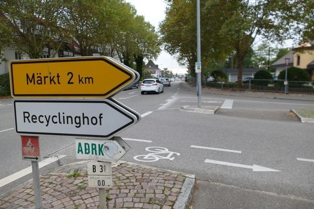 Verkehrsunfall auf Kreisstrae bei Eimeldingen: zehnjhriger Fahrradfahrer strzt