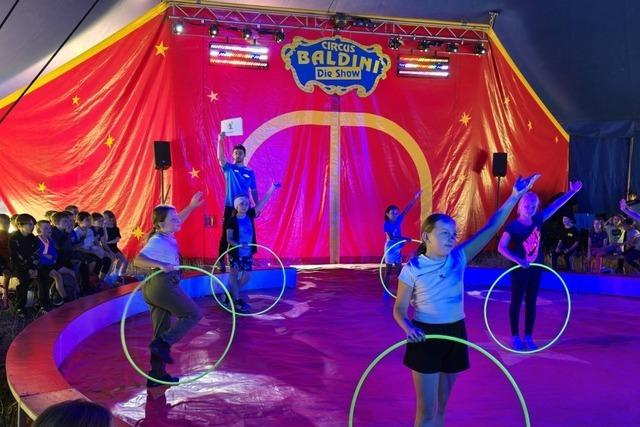 Noch besser als TikTok: Bad Sckinger Schler proben fr echte Zirkus-Auffhrung