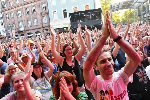 Surfin USA beim Lörracher Stimmen-Festival