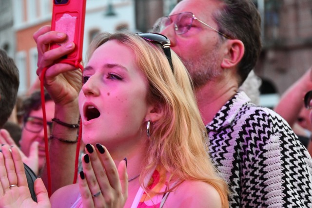 Auch junge Fans sind begeistert.  | Foto: Barbara Ruda
