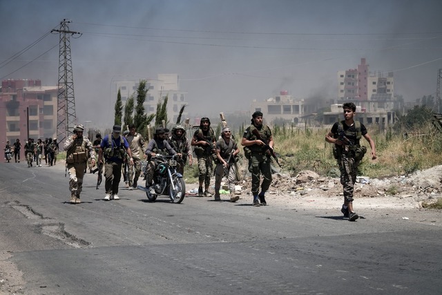 Suwaida ist seit Tagen Schauplatz neuer Gewalt in Syrien.  | Foto: Moawia Atrash/dpa