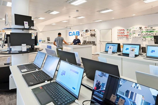 Das CAB IT-Systemhaus bndelt seine An... im Stammhaus in der Sthlingerstrae.  | Foto: Christoph Krner