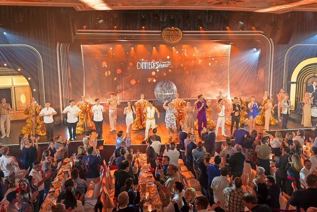Damit die Akteure auf der Bühne glänze...k Dinner-Show ist das Mathias Reichle. | Foto: Gerald Schilling Damit die Akteure auf der Bühne glänze...k Dinner-Show ist das Mathias Reichle. | Foto: Gerald Schilling