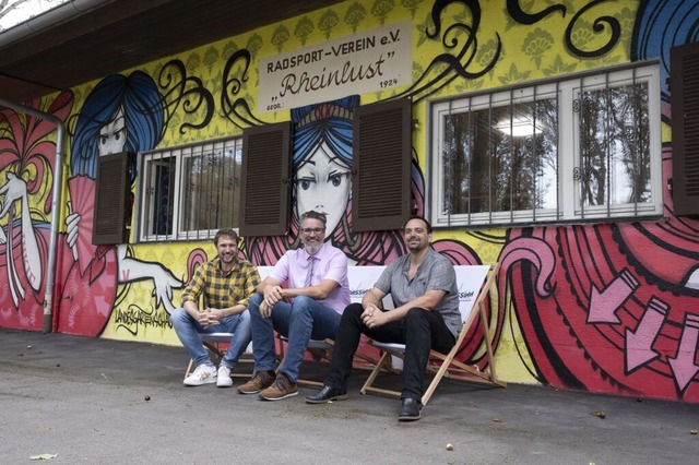 Freuen sich auf die Entwicklung des k...und Jugendsozialarbeiter Raphael Kunz.  | Foto: Volker Mnch