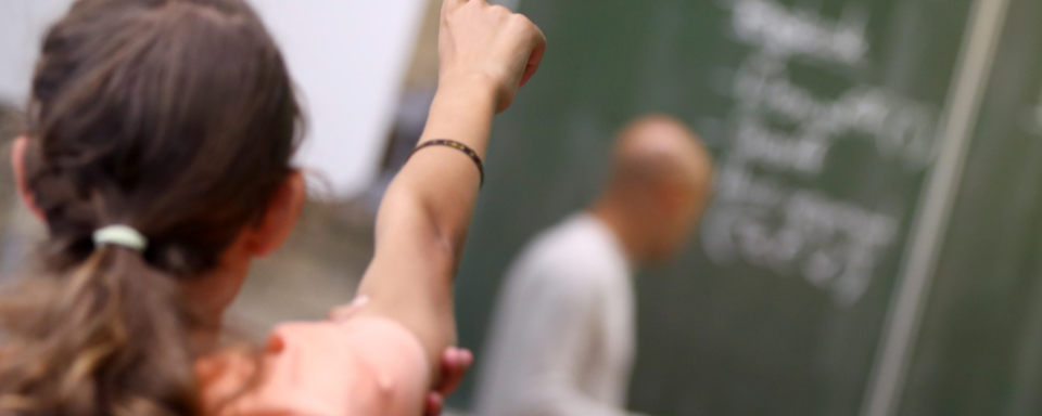 Neuntkl�ssler sind in F�chern wie Mathe immer schlechter - warum?
