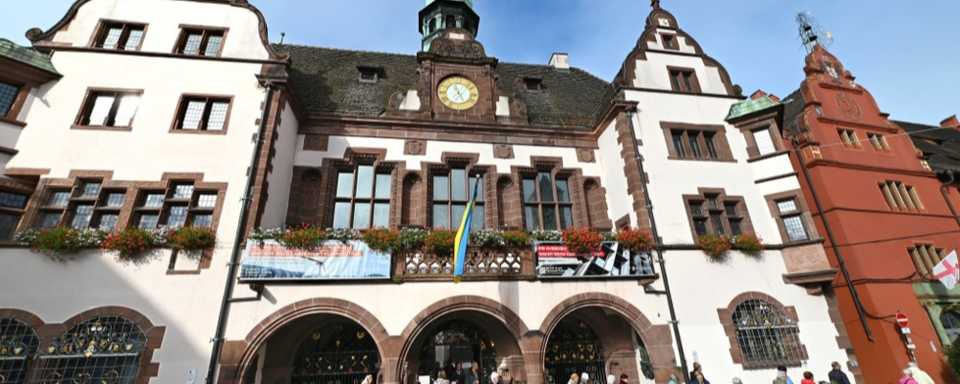 Bei der Freiburger OB-Wahl deutet sich ein Zweikampf an - wohl am 26. April 2026