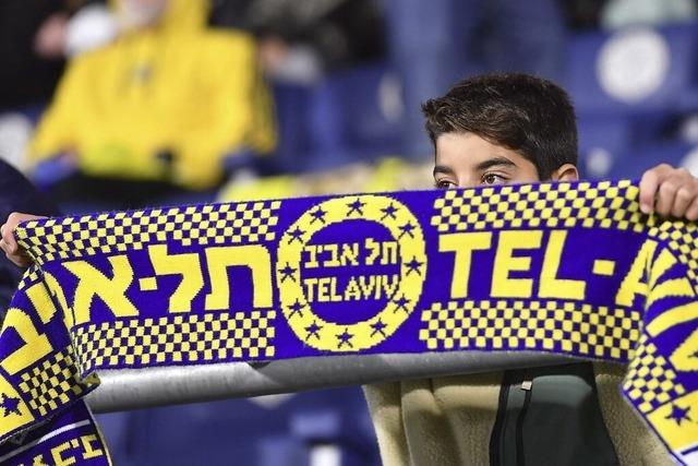 Fans des israelischen Clubs Maccabi Tel Aviv bei Spiel gegen Aston Villa ausgeschlossen
