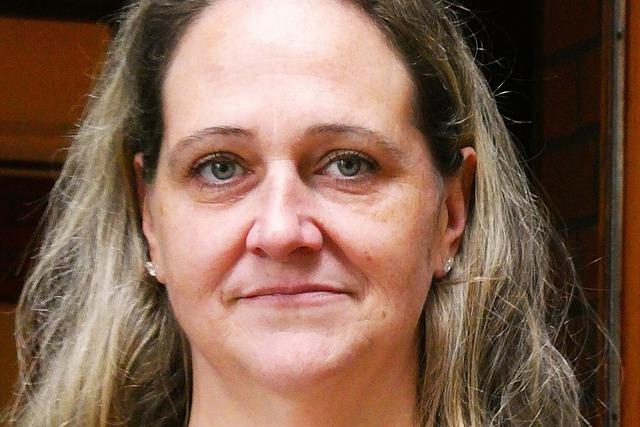 Sabrina Saibou bringt neuen Schwung in den Generationentreff Mensch Paulus in Emmendingen Sabrina Saibou bringt neuen Schwung in den Generationentreff Mensch Paulus in Emmendingen